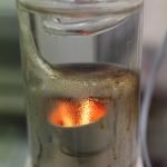 Verbrennung von Brot im Sauerstoffstrom