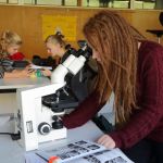 Bestimmung und fotografische Dokumentation von Pollen im Honig  (Projekt  "Bienen")