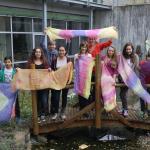 Gefärbte Seidentücher