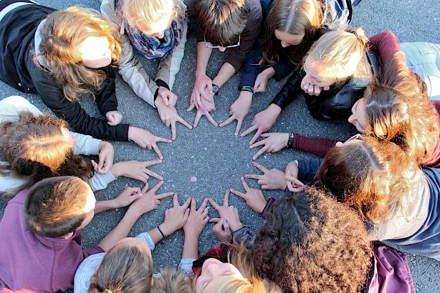 Austausch verbindet - Austauschteilnehmer 2015 in Poisy/Frankreich