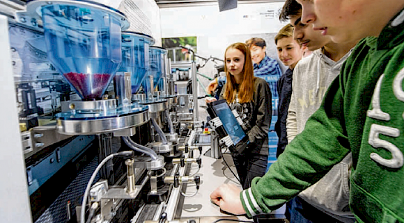 Discover Industry Truck