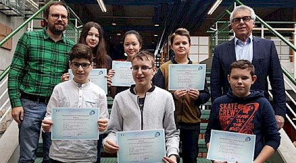 Erfolgreicher Erwerb des DELF-Zertifikats