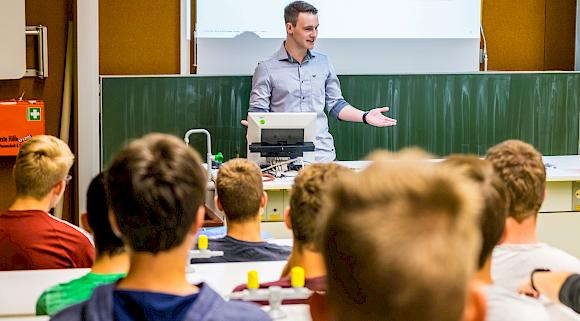 ALUMNI - Tim Schrodi - Informatiker