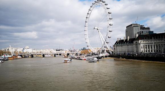 Englandfahrt der 8. Klassen Englandfahrt der 8. Klassen