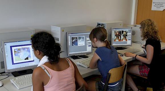 Lernen macht glücklich Lernen macht glücklich